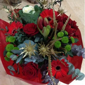 Glitzy_Christmas_Bouquet11 Florist Eton Windsor