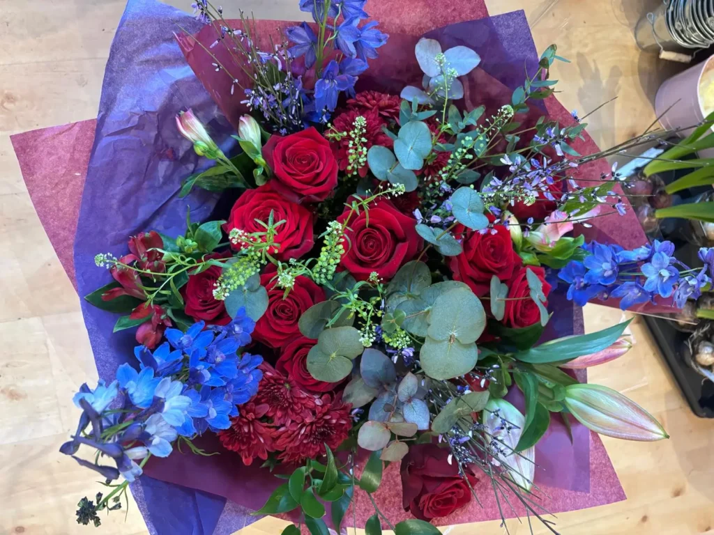 ROYAL RED & BLUE BOUQUET Flowers Valentines