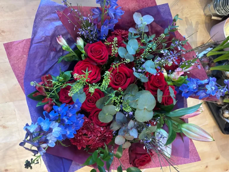 ROYAL RED & BLUE BOUQUET Flowers Valentines
